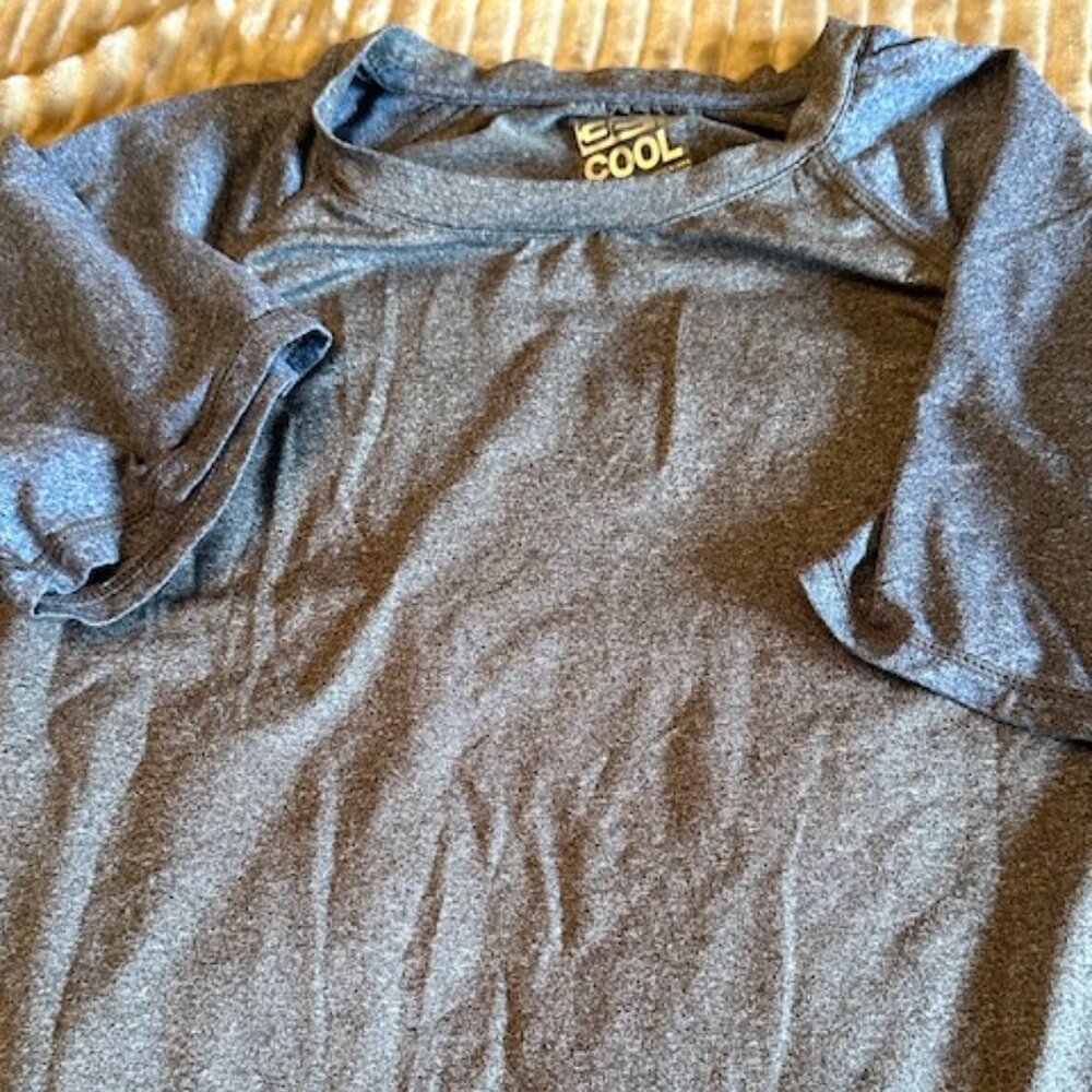 Grey and blue t-shirt for boys